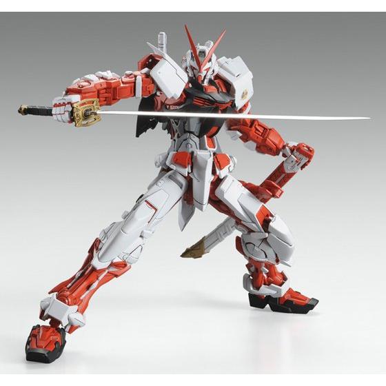 (Preorderปิดรับที่ 4 คิว )เปิดรับPreorder มัดจำ 1000 บาท P-bandai MG 1/100 GUNDAM ASTRAY RED FRAME