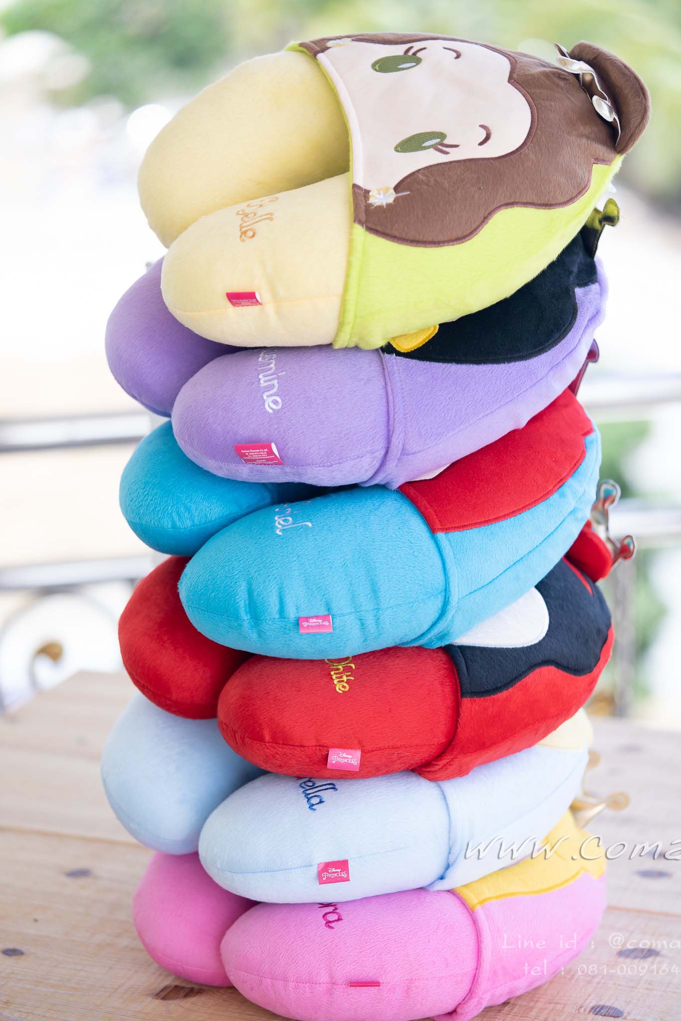 หมอนรองคอมีหมวก เจ้าหญิงแอเรียล จัสมิน อโลล่า สโนไวท์ เบล ซิลเดอร์เลล่า