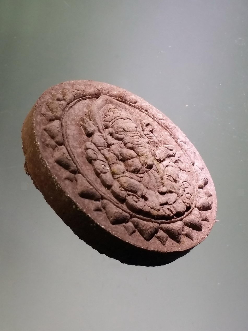 รหัสสินค้า พระมีกล่อง 3855 ท้าวจตุคามรามเทพ - หลวงพ่อดำ วัดสมอลม ตำบลสนามคลี อำเภอเมือง จังหวัดสุพรรณบุรี รุ่นรวยแล้วรวยอีก