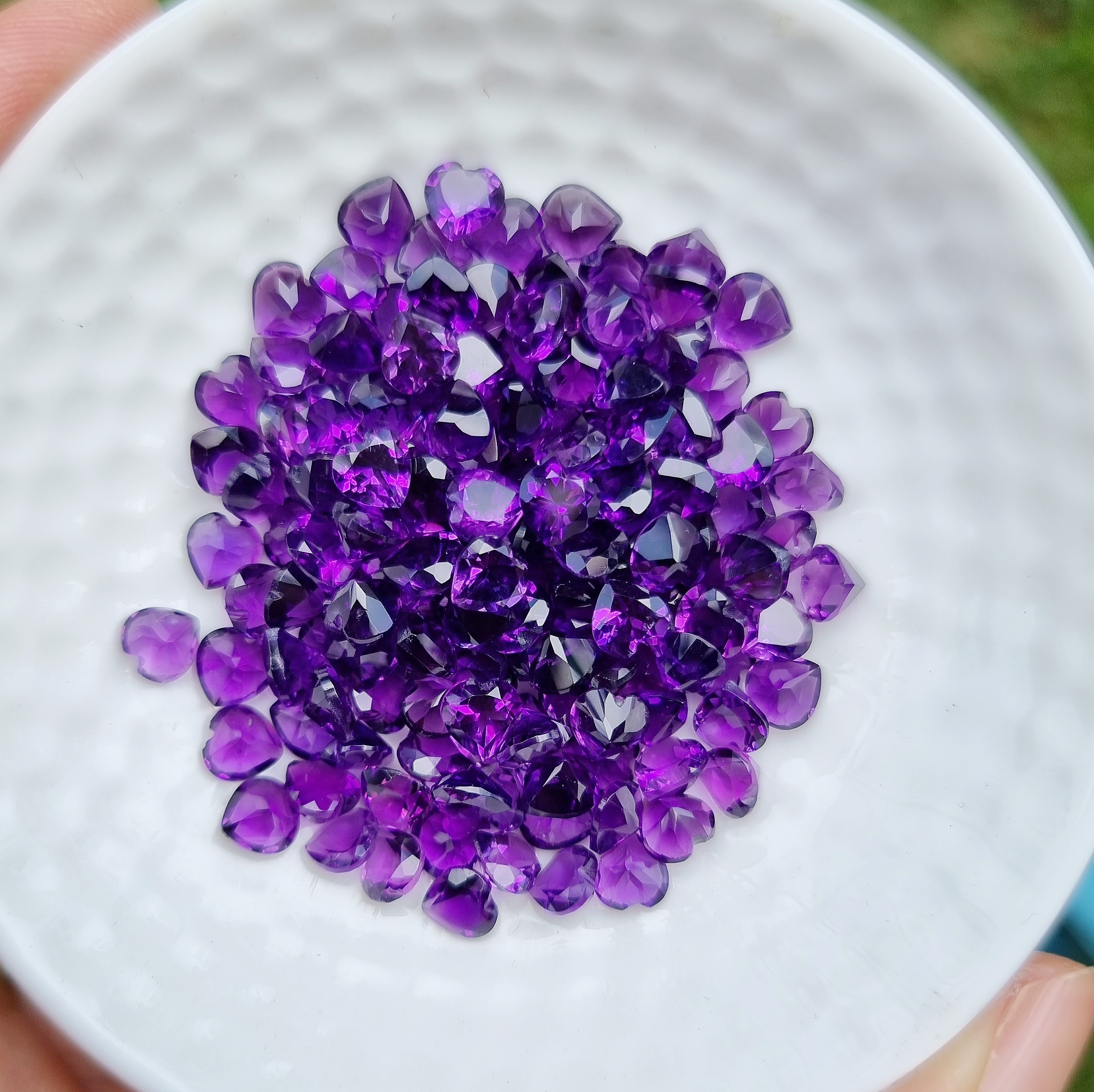 อเมทิสเข้มหัวใจ 5 มม. 5 กะรัต