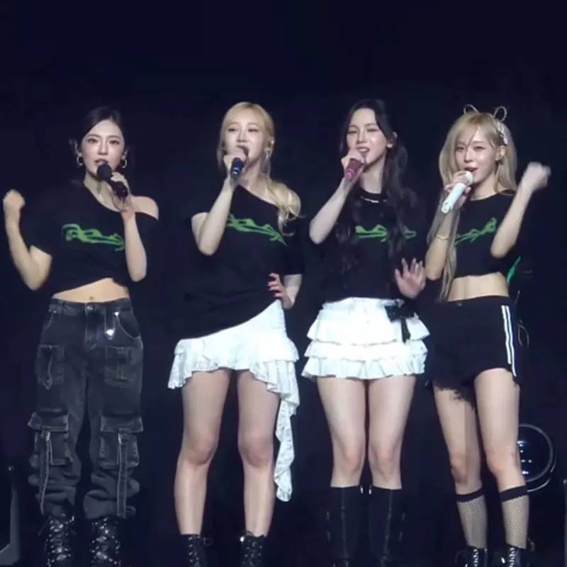 เสื้อยืด Aespa : 2024 Aespa LIVE TOUR - SYNK : Parallel Line