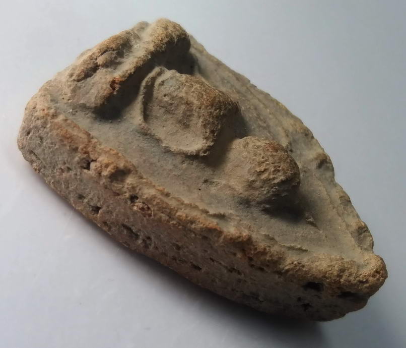 รหัสสินค้า พระกรุ 043 พระขุนแผนพลายคู่ ตัดเดี่ยว พิมพ์หน้ากลม กรุวัดบ้านกร่าง จ.สุพรรณบุรี พระรายการนี้ให้เช่าบูชาแล้ว