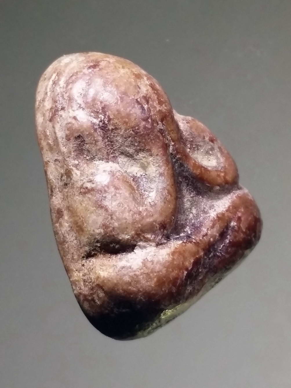 รหัสสินค้า พระไม่ทราบที่ 280 พระปิดตาเนื้อดินเผาหลังยันต์อุ ไม่ทราบที่ เจ้าของเดิมบอกว่าเป็นหลวงพ่อจง วัดหน้าต่างนอก ไม่ยืนยันนะครับ พระรายการนี้ให้เช่าบูชาแล้ว