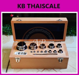 ชุดลูกตุ้มน้ำหนักสแตนเลส2กิโล พร้อมกล่องไม้บุกำมะหยี่ ที่คีบ ถุงมือ และผ้าเช็ดตุ้ม สำหรับสอบเทียบ เครื่องชั่งน้ำหนักดิจิตอลทุกชนิด สอบเทียบน้ำหนักชั่งไม่เกิน2กิโล(ใบเซอร์ฯ ISO 17025 สอบถามเพิ่มเติม)