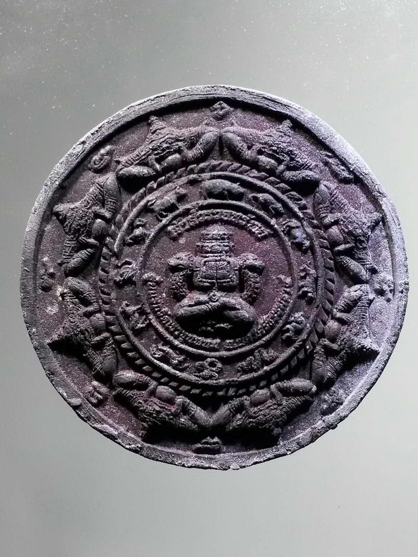 รหัสสินค้า จตุคามรามเทพ 138 พระเทวราชโพธิสัตว์จตุคามรามเทพ - พระปิดตาพังพระกาฬ เนื้อว่านกากยายักษ์ รุ่นลาภ เงิน ทอง ไหลมา จตุคามรามเทพ รายการนี้ให้เช่าบูชาแล้ว