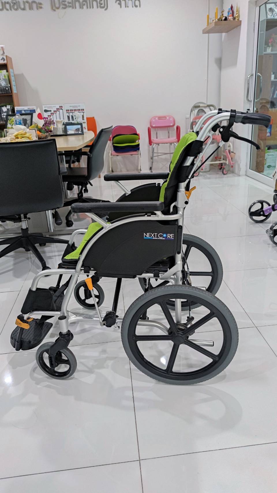 รถเข็นแบรนด์ญี่ปุ่น Matsunaga Wheelchair (車いす) รุ่น NEXT-21B ดีไซน์สวย พนักพิงปรับระดับได้ พกพาสะดวก ฟังก์ชั่นพื้นฐาน