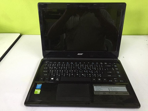 ( SOLD OUT ) ACER Aspire E1-472G-54204G1TMnkk