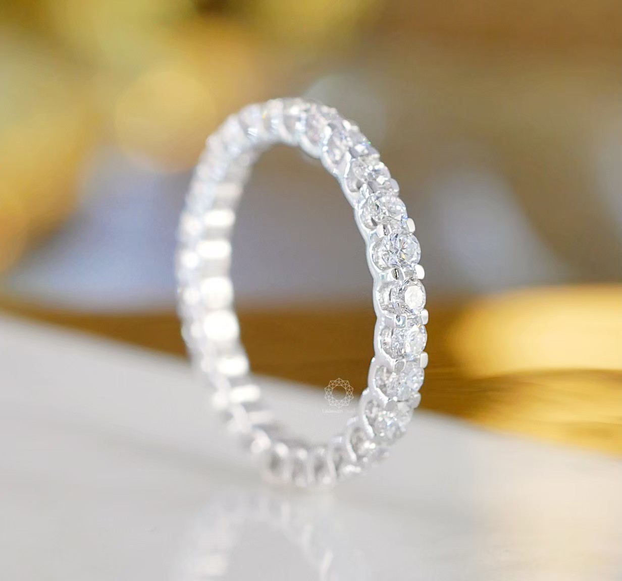 แหวนเพชรรอบนิ้ว ขนาด 0.02ct