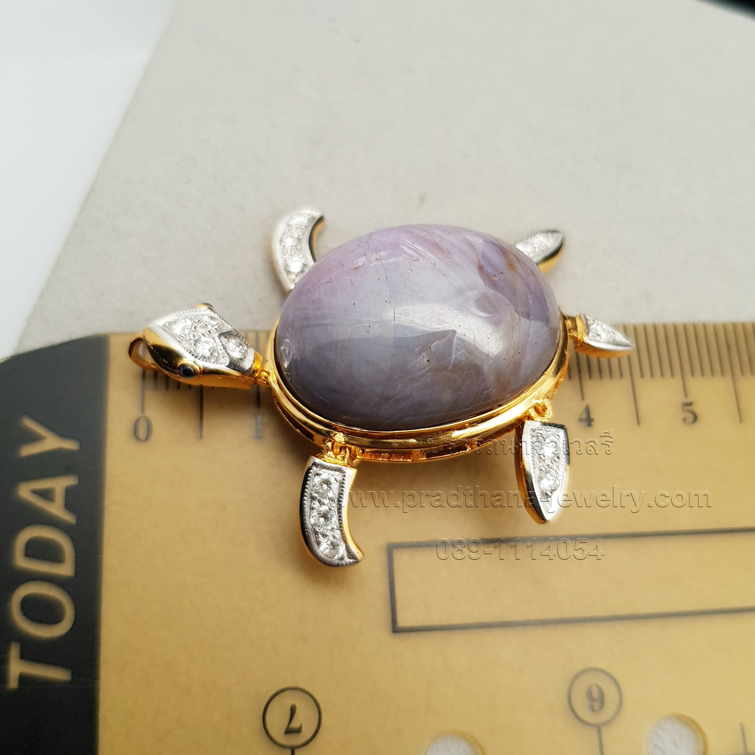 จี้เข็มกลัดเต่าไพลินสตาร์ประดับเพชร