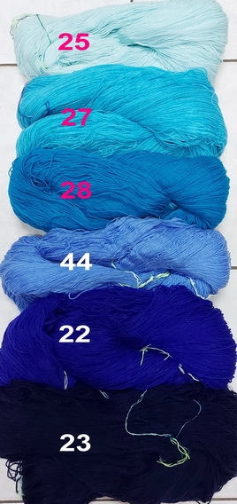 ไหมพรมไจ ทำพู่ ทำปอมปอม 3 ply Acrylic Yarn Skeen