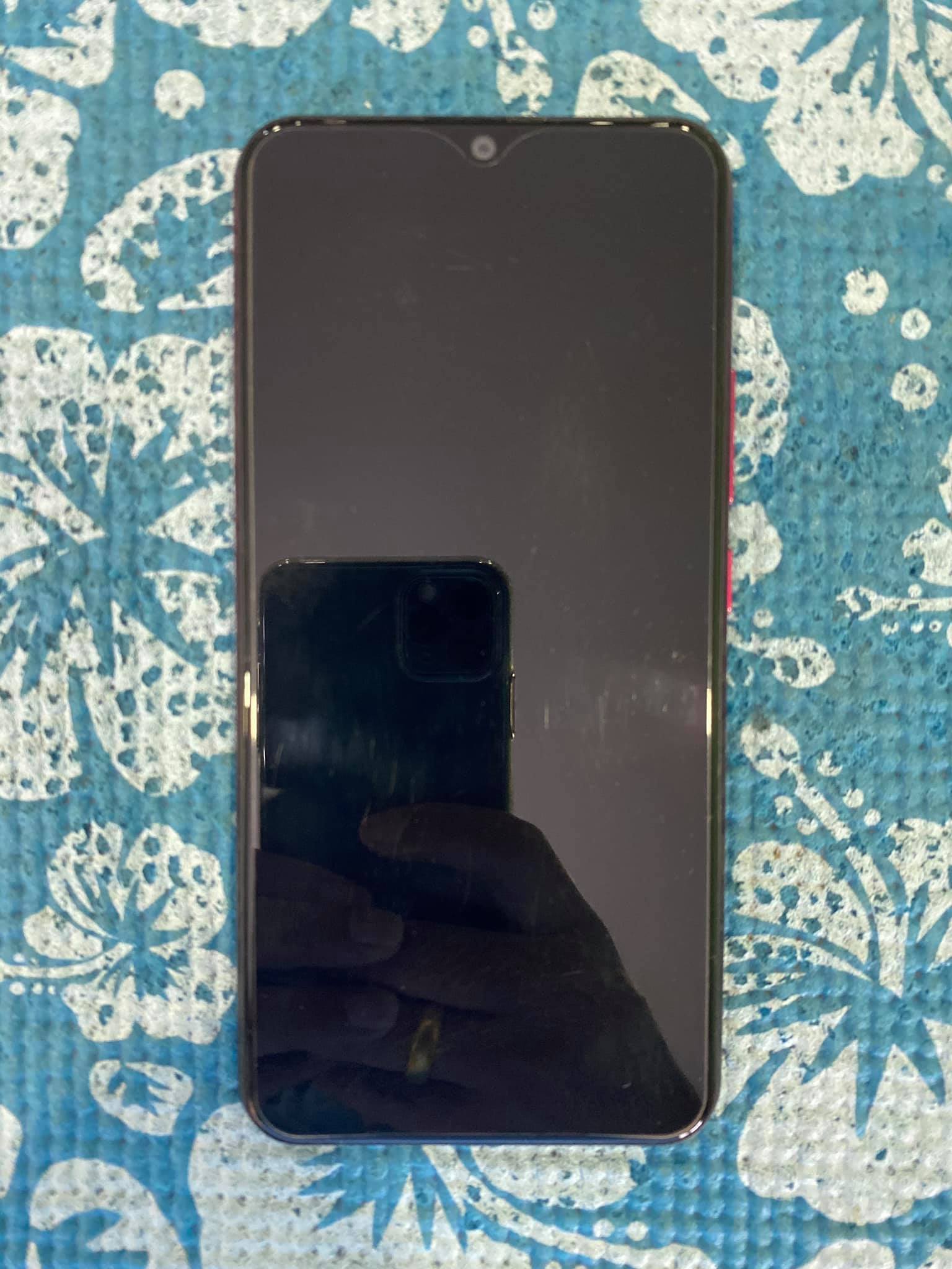( SOLD OUT ) Vivo Y11 (2019)