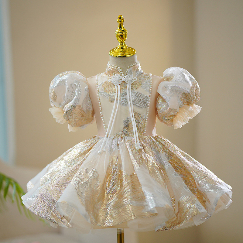 Gd4601- พร้อมส่งจากไทย ชุดออกงานเด็กหญิงสีครีมทอง คอจีน ตกแต่งสวยตลอดตัว แขนตุ๊กตาพองสวย ชุดราตรีเด็กทรงสั้น