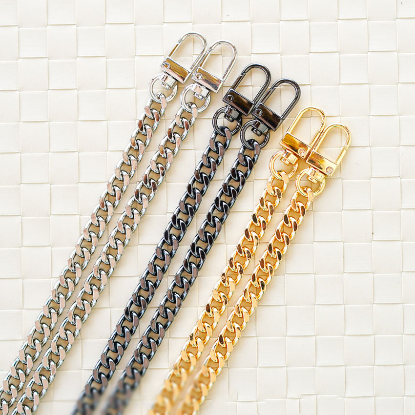 สายโซ่ สายกระเป๋า สายกระเป๋าโซ่เหล็กตัดเหลี่ยม อย่างดี อย่างหนา ห่วงตัวยู 120CM อะไหล่เงิน-อะไหล่ทอง-อะไหล่คาร์บอน พร้อมส่ง