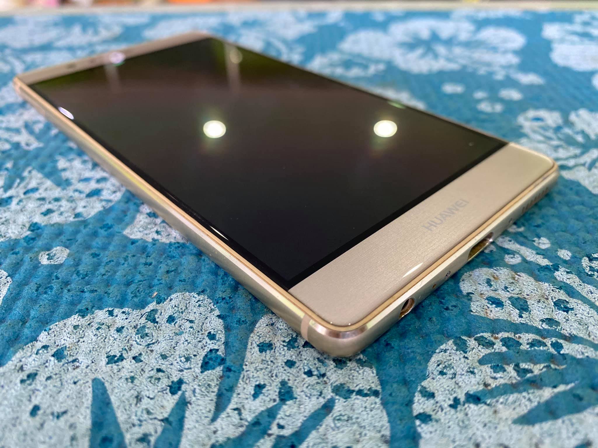 ( SOLD OUT ) Huawei P9 Plus