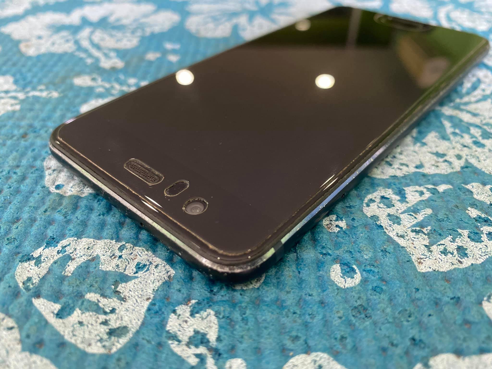 ( SOLD OUT ) Huawei P10