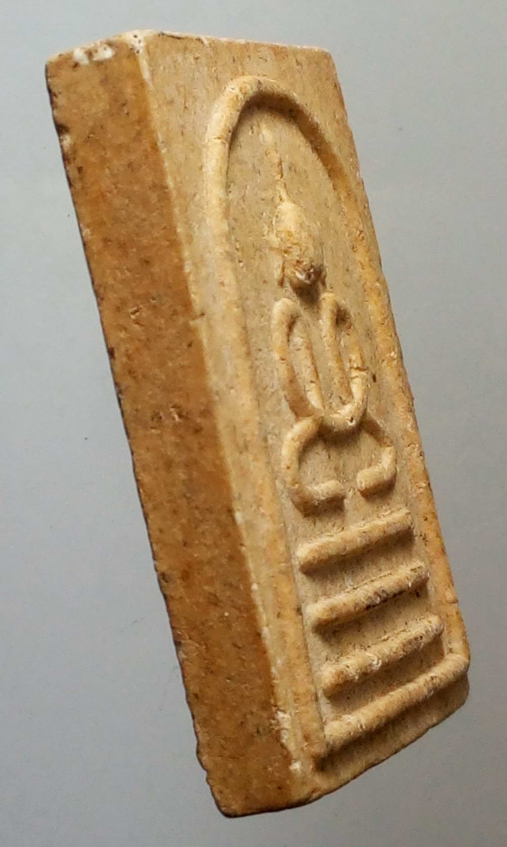 รหัสสินค้า พระสมเด็จ วัดต่างๆ 487 พระสมเด็จเนื้อผง พิมพ์เข่าบ่วง หลังยันต์เกราะเพชร ไม่ทราบสำนัก