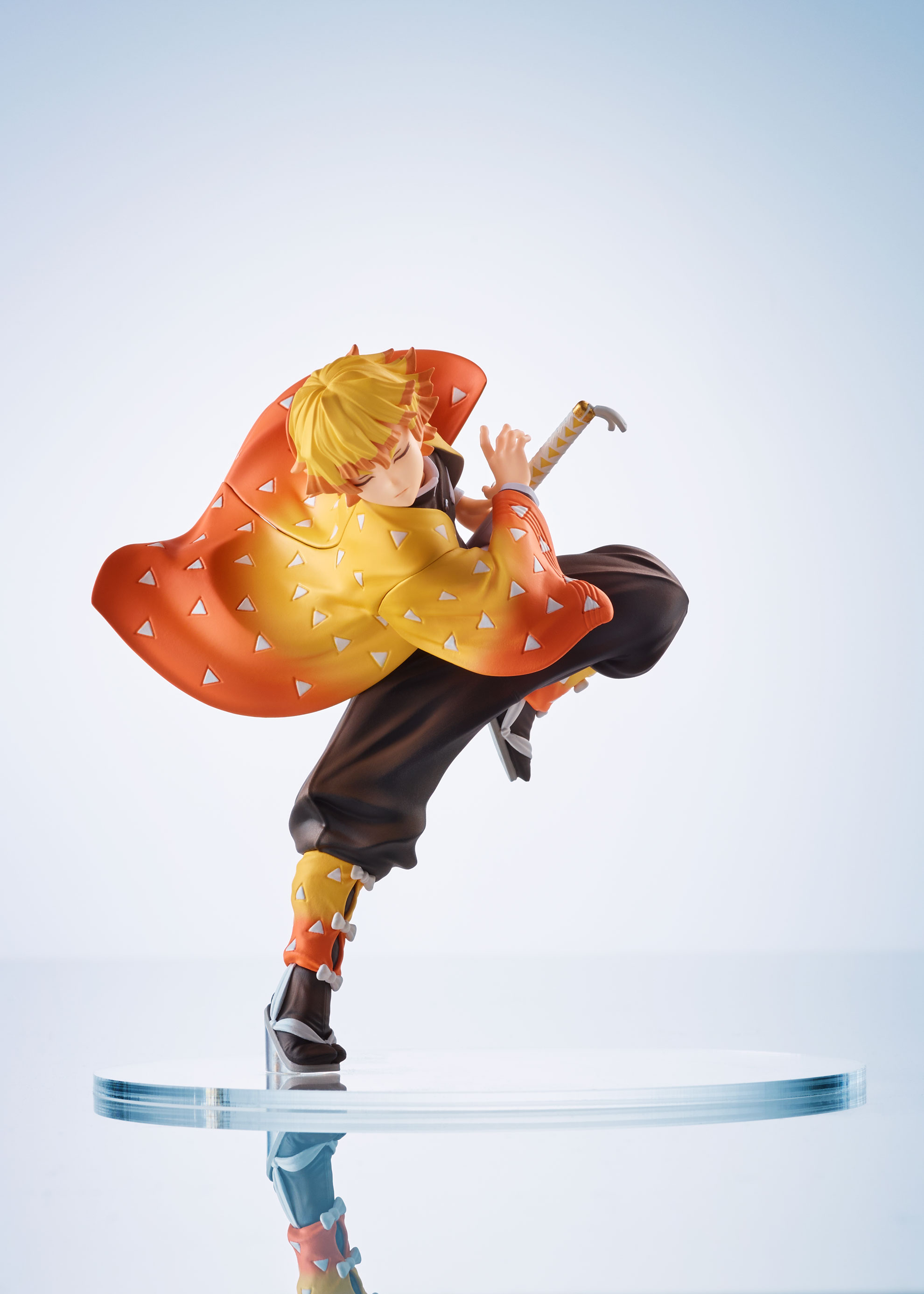 เปิดรับPreorder มัดจำ 400 บาท ConoFig Demon Slayer: Kimetsu no Yaiba Zenitsu Agatsuma Figure