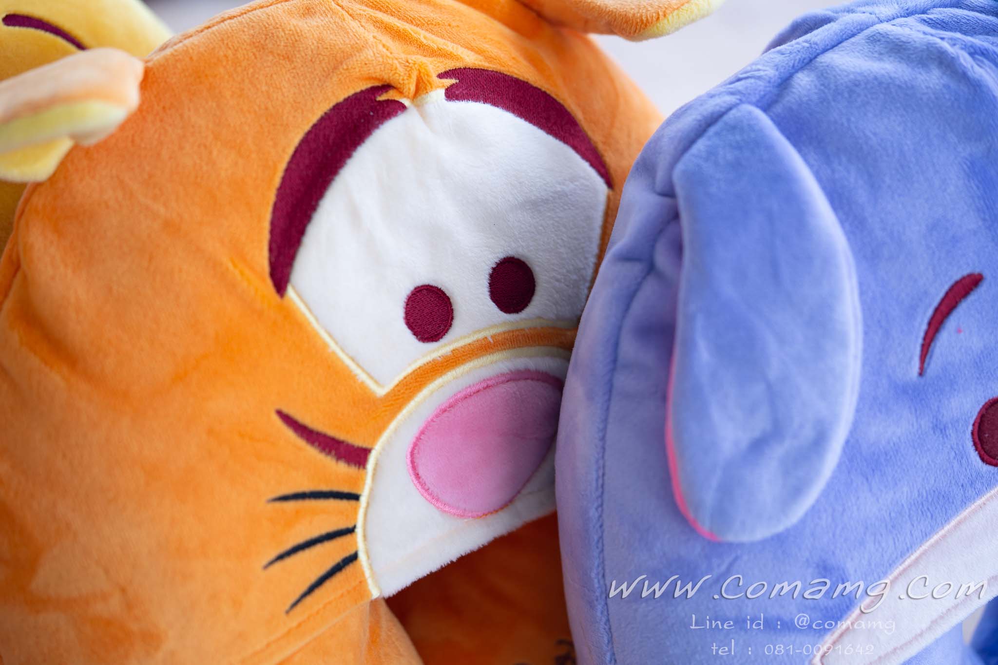 หมอนรองคอมีหมวกหมีพู ทิกเกอร์ อียอร์ พิกเล็ต (Disney Tsum Tsum)