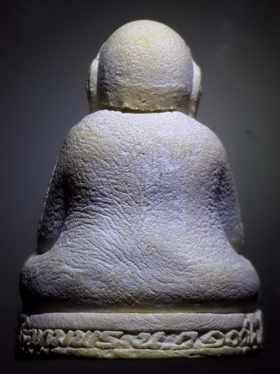 รหัสสินค้า พระปิดตา ทั่วไป 194 พระปิดตาตุ๊กตาใหญ่ หลวงพ่อจ้อย วัดศรีอุทุมพร จังหวัดนครสวรรค์ ที่ระลึก 100 ปี หลวงพ่อจ้อย สร้างปี 2556 พระรายการนี้ให้เช่าบูชาแล้ว