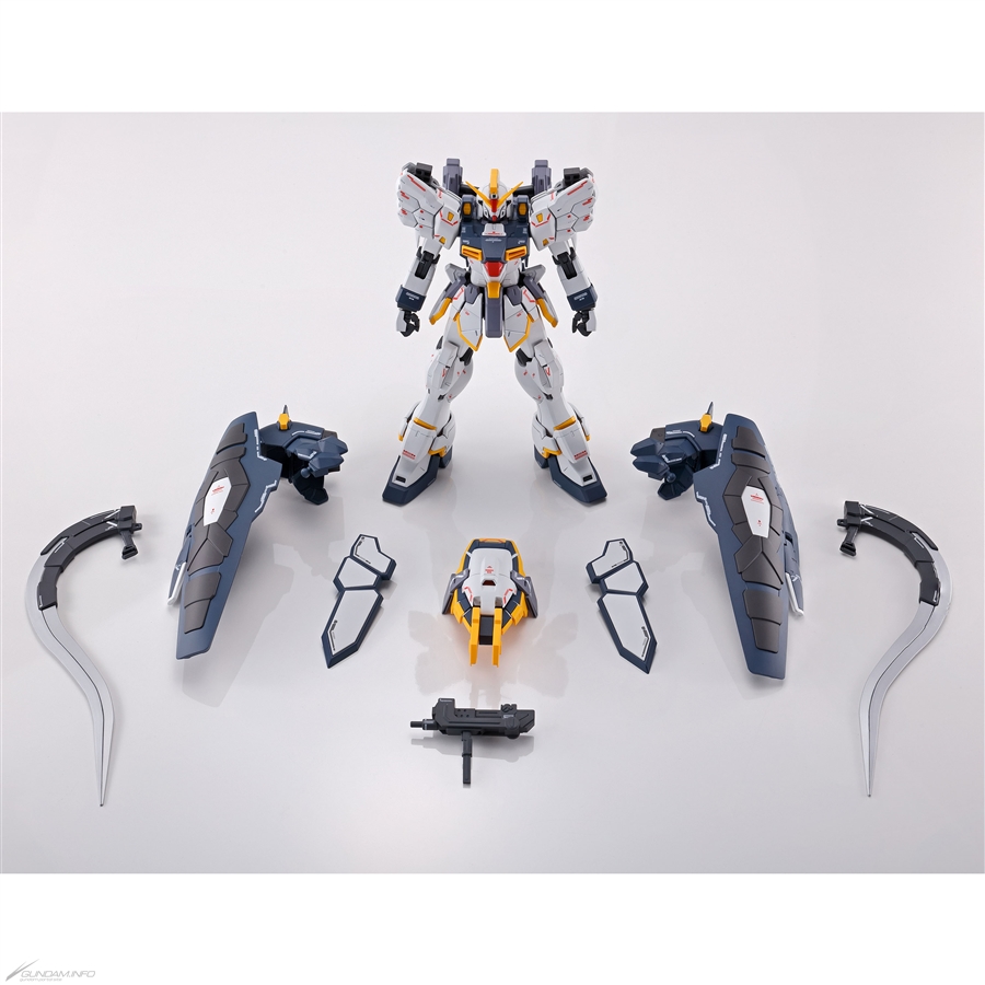 เปิดรับPreorder มัดจำ 800 บาท P-bandai MG 1/100 Gundam Sandrock EW Armadillo โมเดลประกอบ