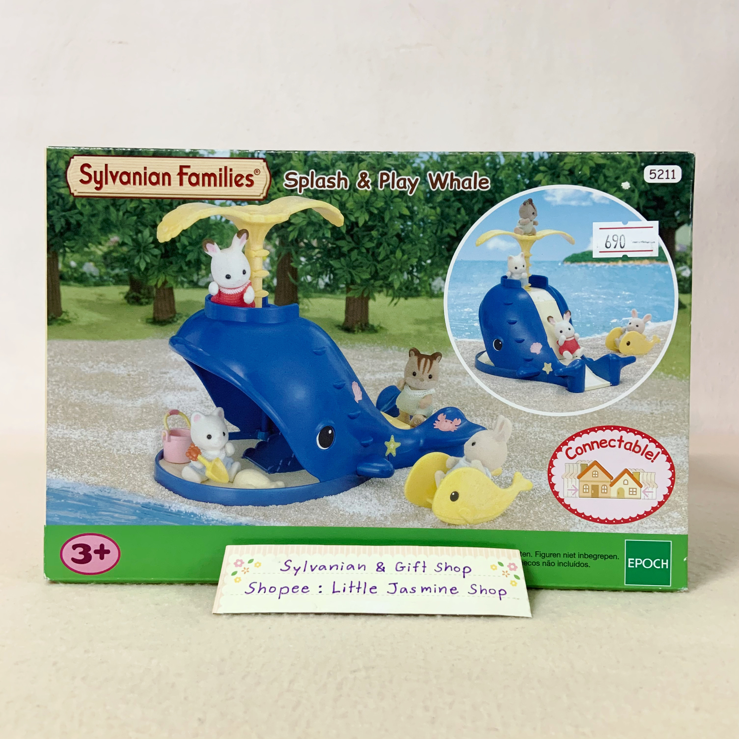 เครื่องเล่นปลาวาฬแสนสนุก ซิลวาเนียนแท้ Splash & Play Whale : Sylvanian Families สามารถนำไปเล่นเชื่อมต่อกับเรือค้นหาสมบัติ Adventure Treasure Ship ได้ค่ะ