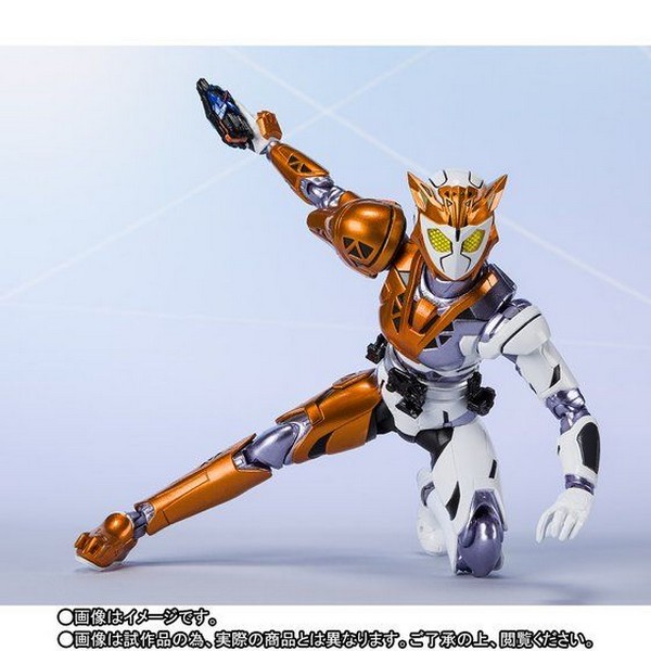 เปิดรับPreorder มัดจำ 400 บาท P-bandai S.H.Figuarts Kamen Rider Valkyrie Rushing Cheetahโมสำเร็จ