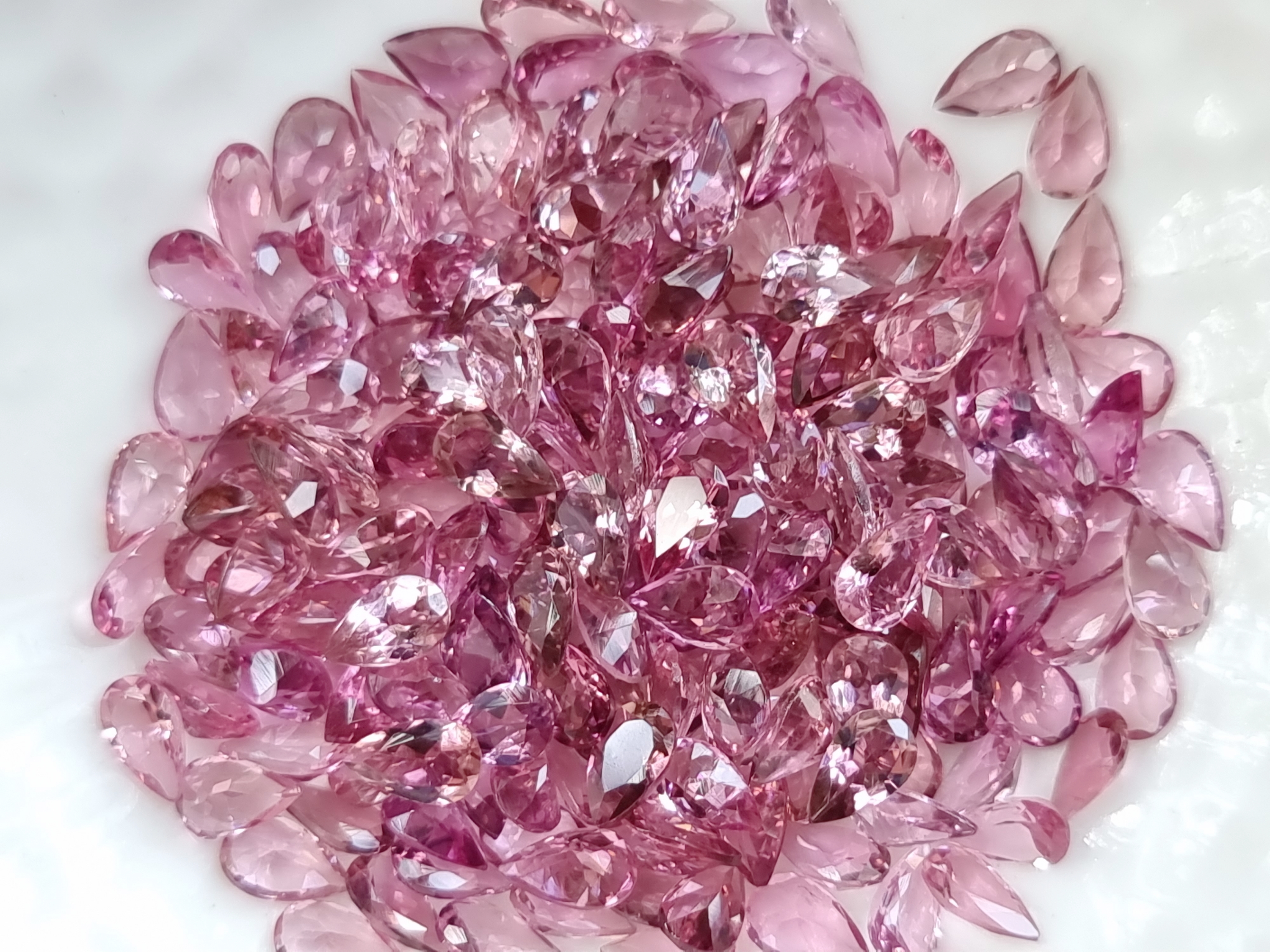 พิ้งค์ทัวมาลีนหยดน้ำ 5×3 มม. 1 กะรัต