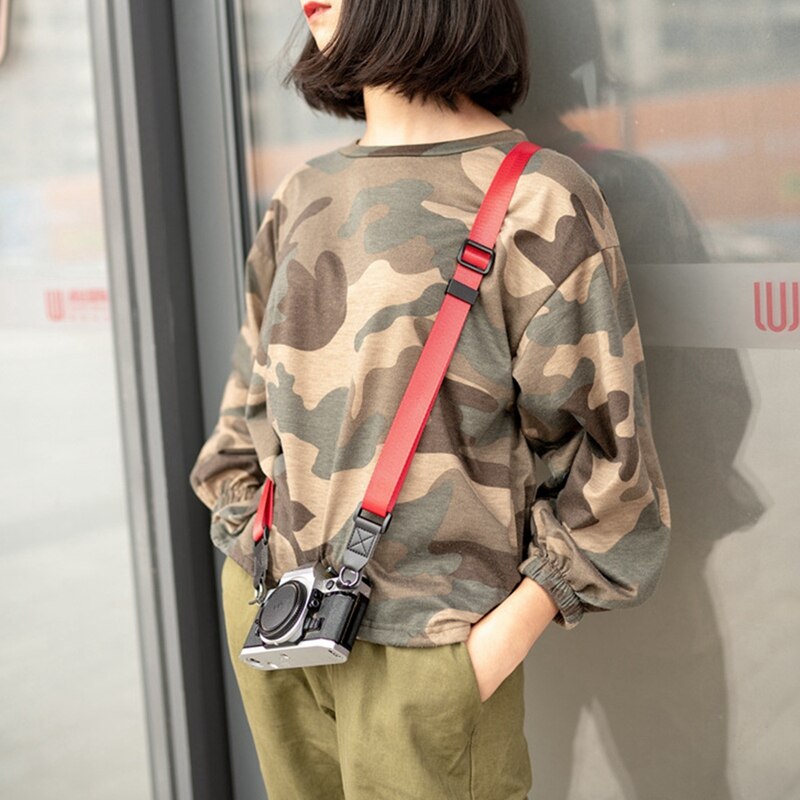 สายคล้องกล้อง สะพายไหล่ Easy Slide ปรับสายได้ แบบเชือกร้อย ขนาดใหญ่ 2.5CM