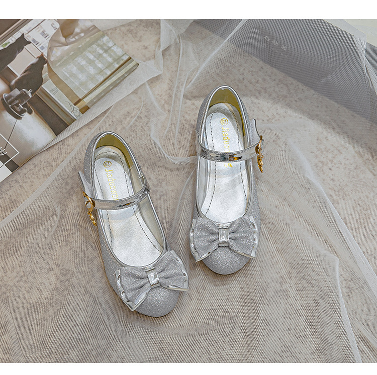 Shoe1507- รองเท้าคัชชูเด็กเล็ก-ถึงเด็กโต โบว์หน้าสวยหรู มีส้นใส่สบาย ได้ทุกงาน (ความยาววัดจากพื้นภายใน ให้ใช้ความยาวเท้า +0.5cm.แล้วแลือก)