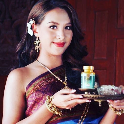 น้ำมันมะพร้าวสกัดเย็น ซอฟเจล จากพืช