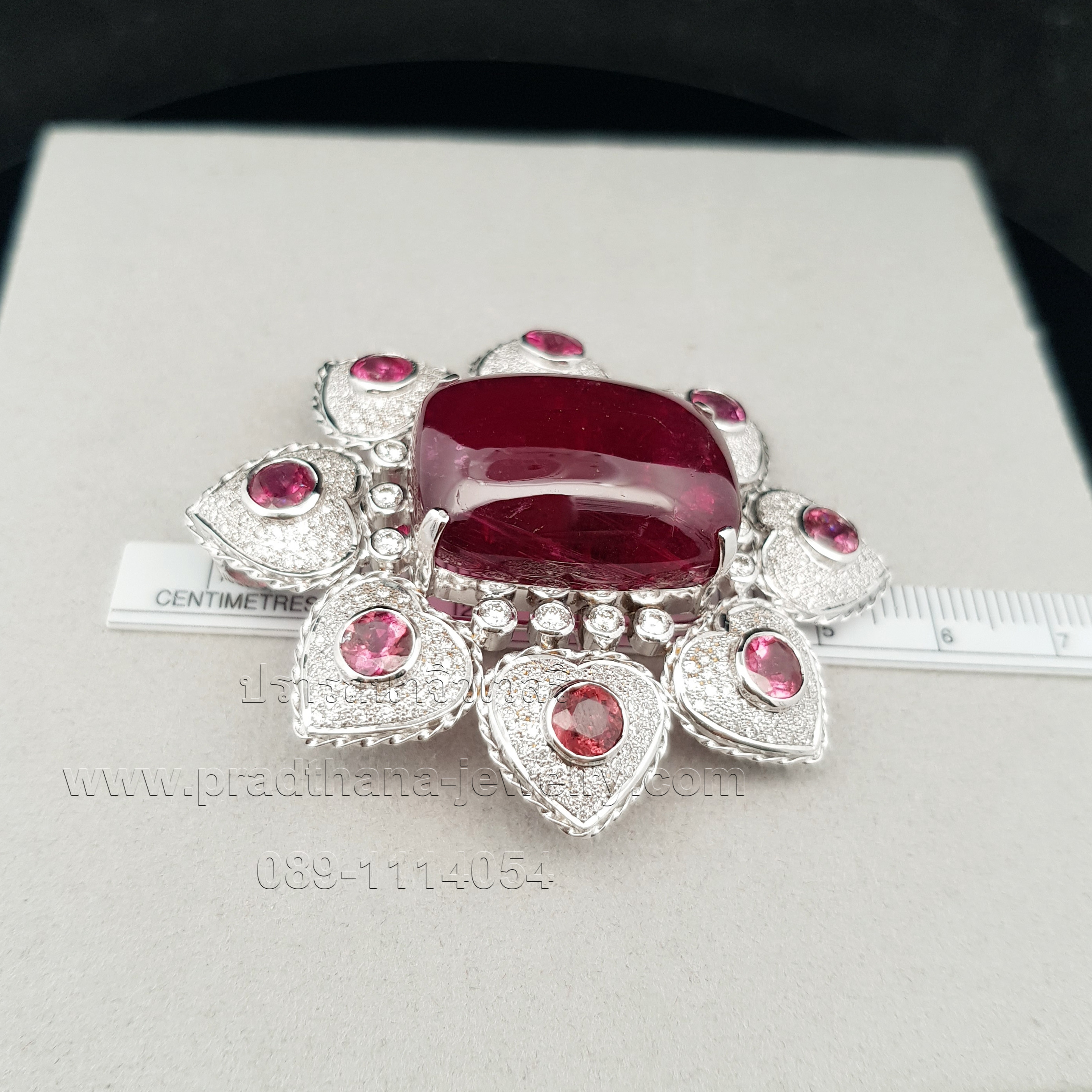 จี้รูเบลไลท์ประดับเพชร