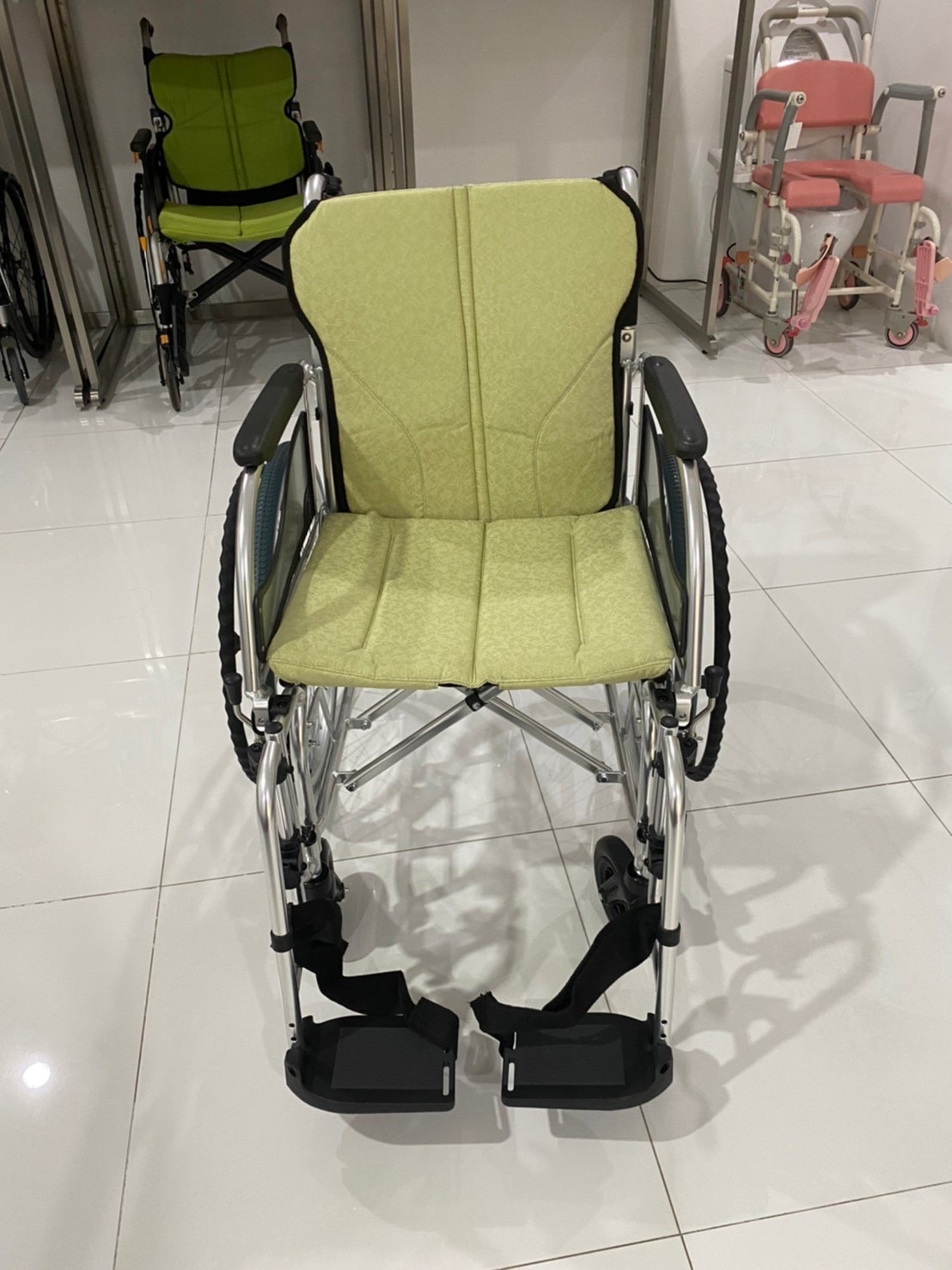 รถเข็นแบรนด์ญี่ปุ่น Matsunaga Wheelchair (車いす) รุ่น MW-SL3D น้ำหนักเบา สะดวกพกพา ฟังก์ชั่นหลากหลาย