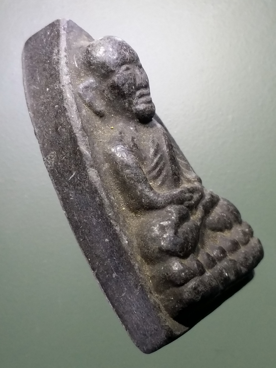 รหัสสินค้า หลวงปู่ทวด วัดต่างๆ 467 หลวงปู่ทวด เนื้อผงใบลาน วัดช้างให้ จังหวัดปัตตานี ไม่ทราบปีที่สร้าง