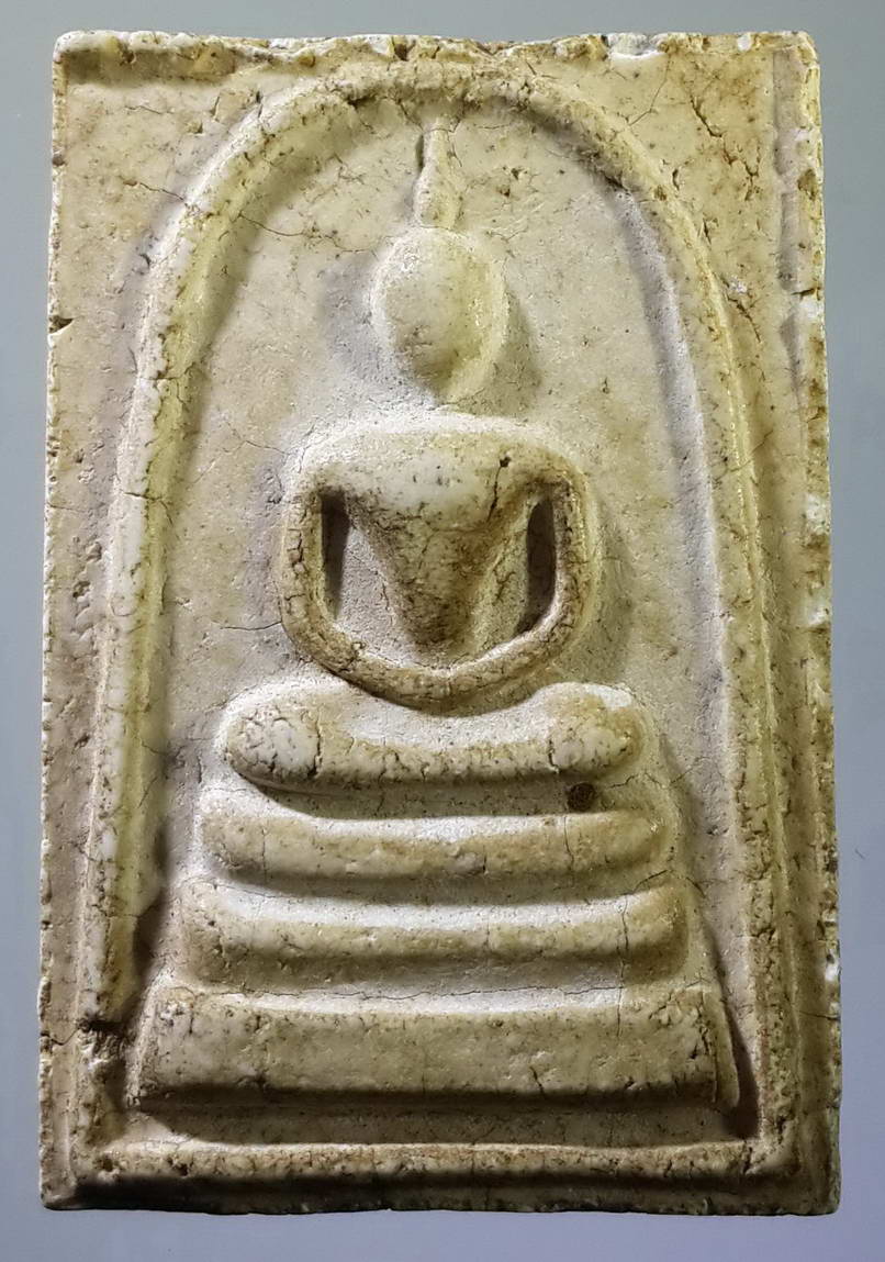 รหัสสินค้า พระสมเด็จ วัดต่างๆ 395 พระสมเด็จเนื้อผง หลังรูปเหมือนหลวงพ่อแก้ว วัดวังเพลิง