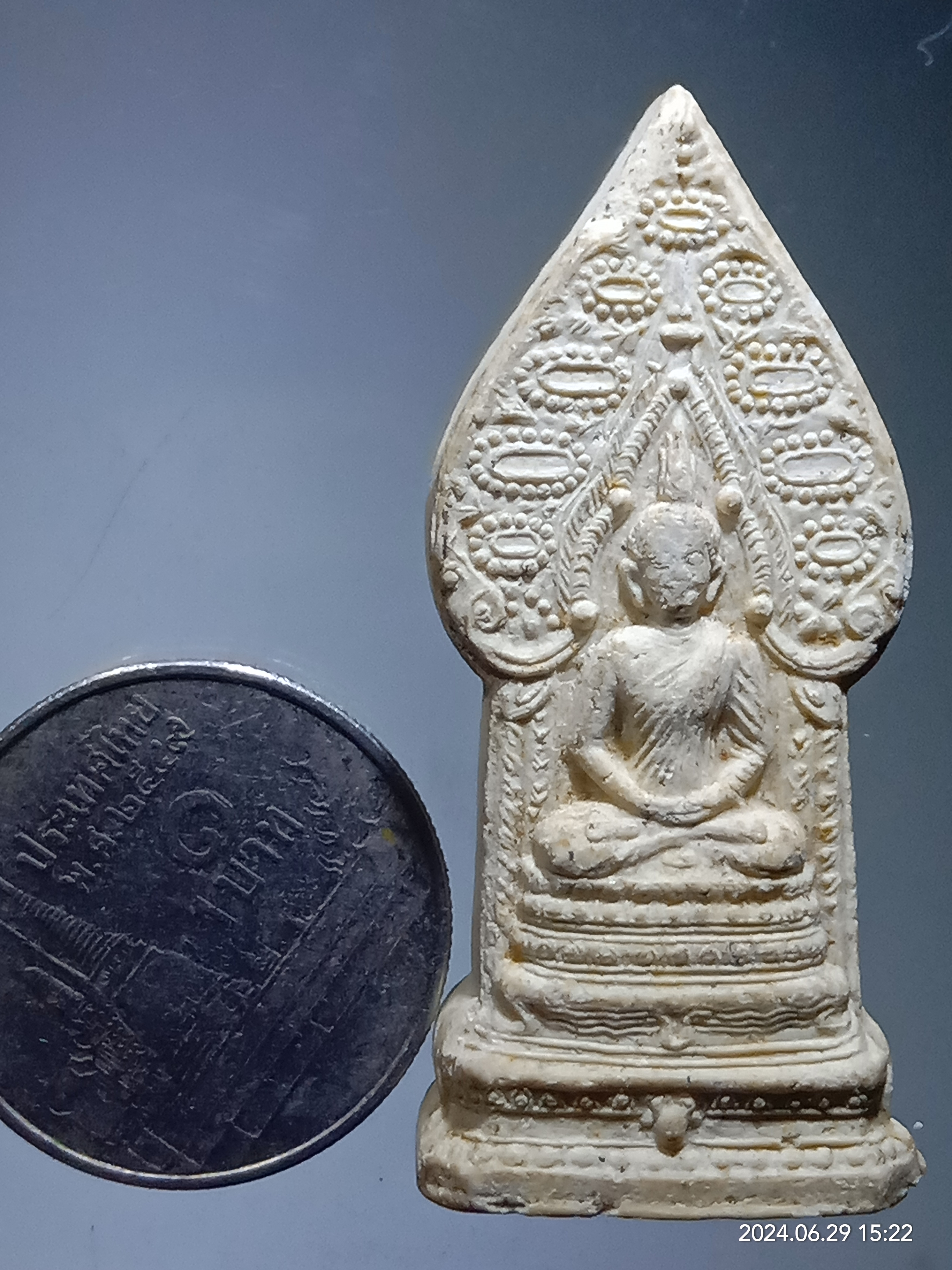 รหัสสินค้า พระเนื้อดิน เนื้อผง เนื้อว่าน 385 พระนิรันตราย เนื้อผง วัดบางระกำ จังหวัดพิษณุโลก สร้างปี 2544