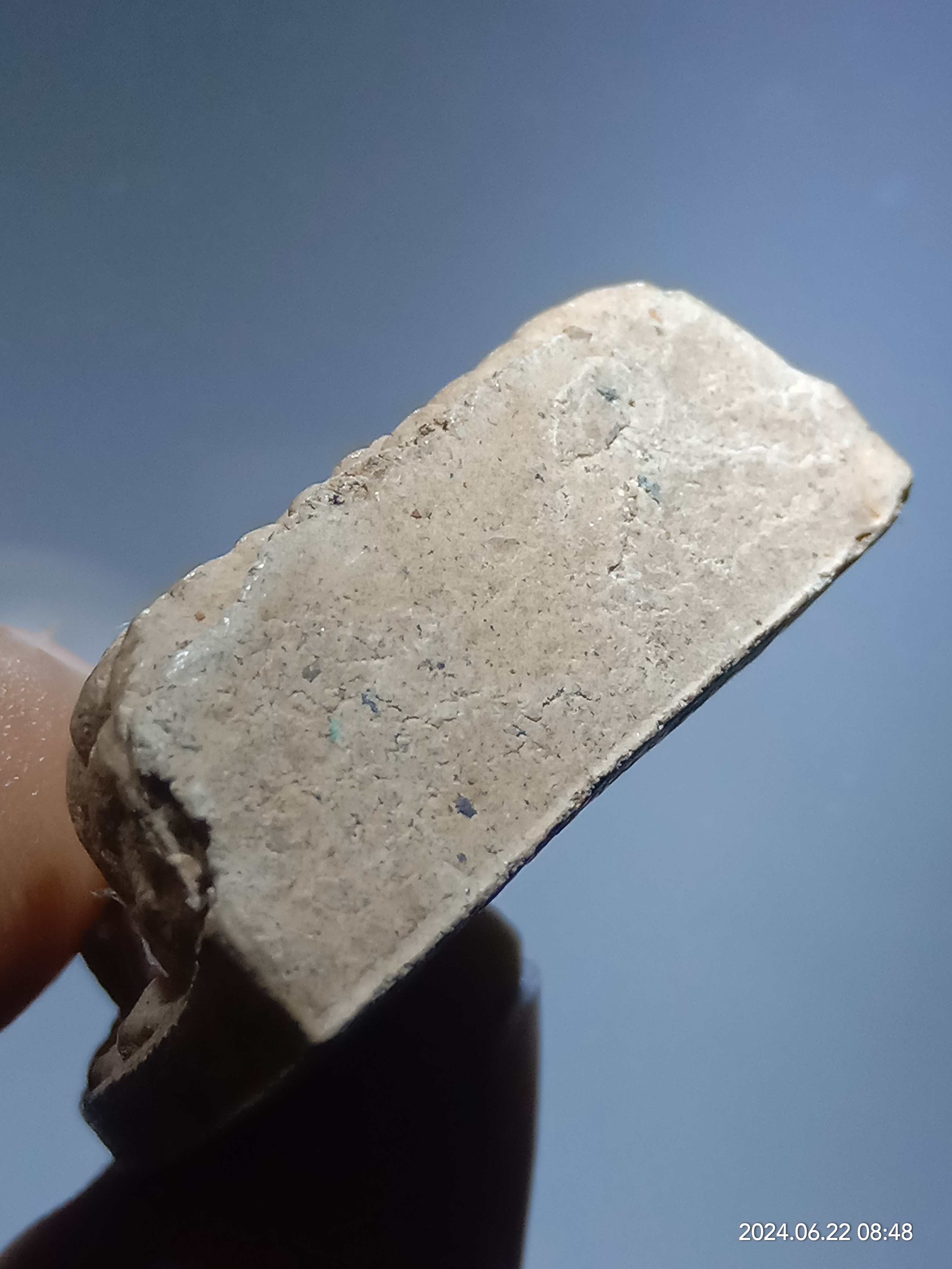 รหัสสินค้า พระเนื้อดิน เนื้อผง เนื้อว่าน 001 หลวงพ่อโต เนื้อผงหลังยันต์ วัดทองบ่อ ตำบลขนอนหลวง อำเภอบางปะอิน จังหวัดพระนครศรีอยุธยา