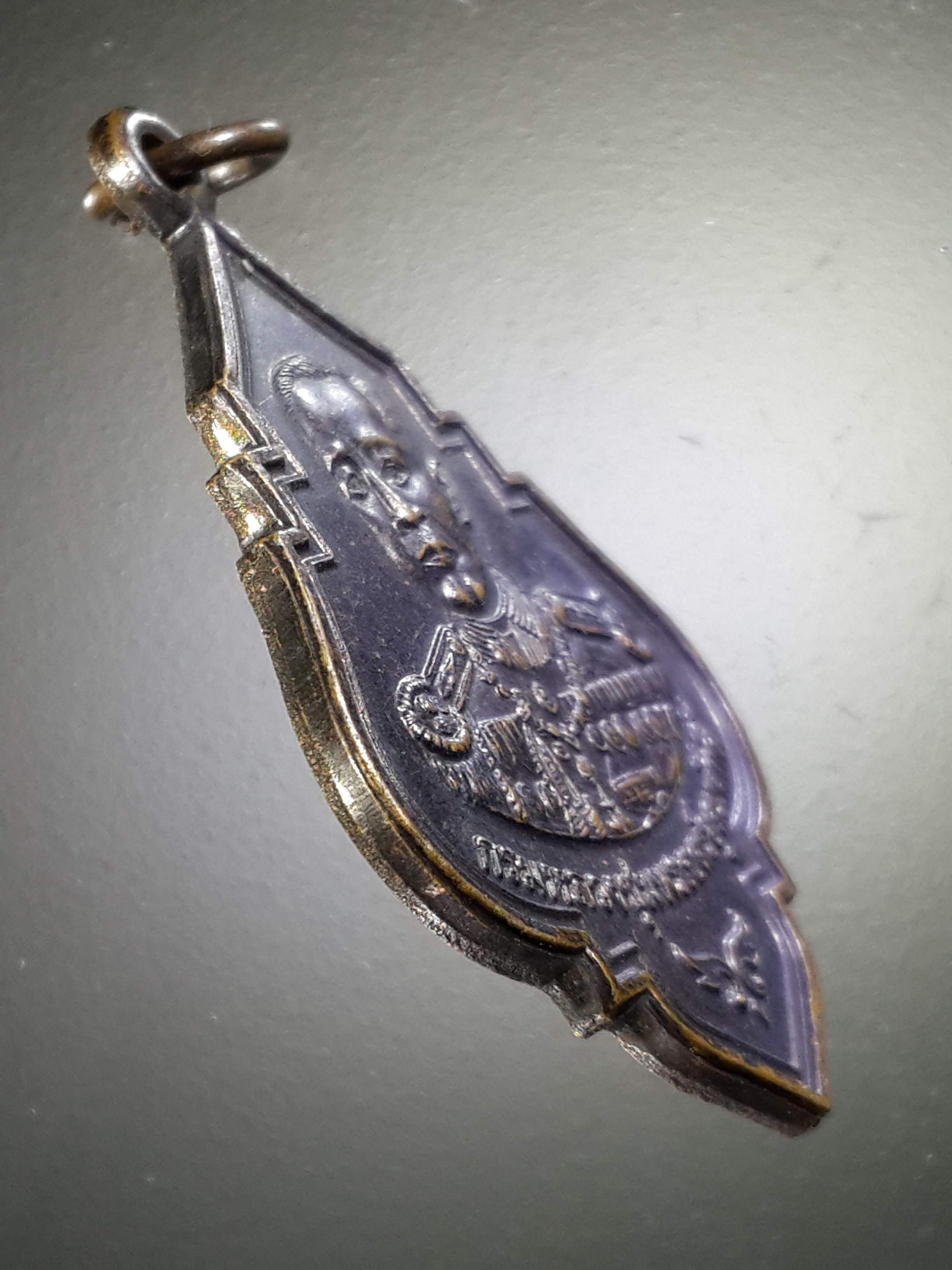 รหัสสินค้า พระมหากษัตริย์ และบุคคลสำคัญ 222 เหรียญกรมหลวงชุมพรเขตอุดมศักดิ์ หลังหลวงปู่ศุขวัดปากคลองมะขามเฒ่ารุ่นสร้างหอฉันวัดหัวกรด รุ่นนี้รวย ๑