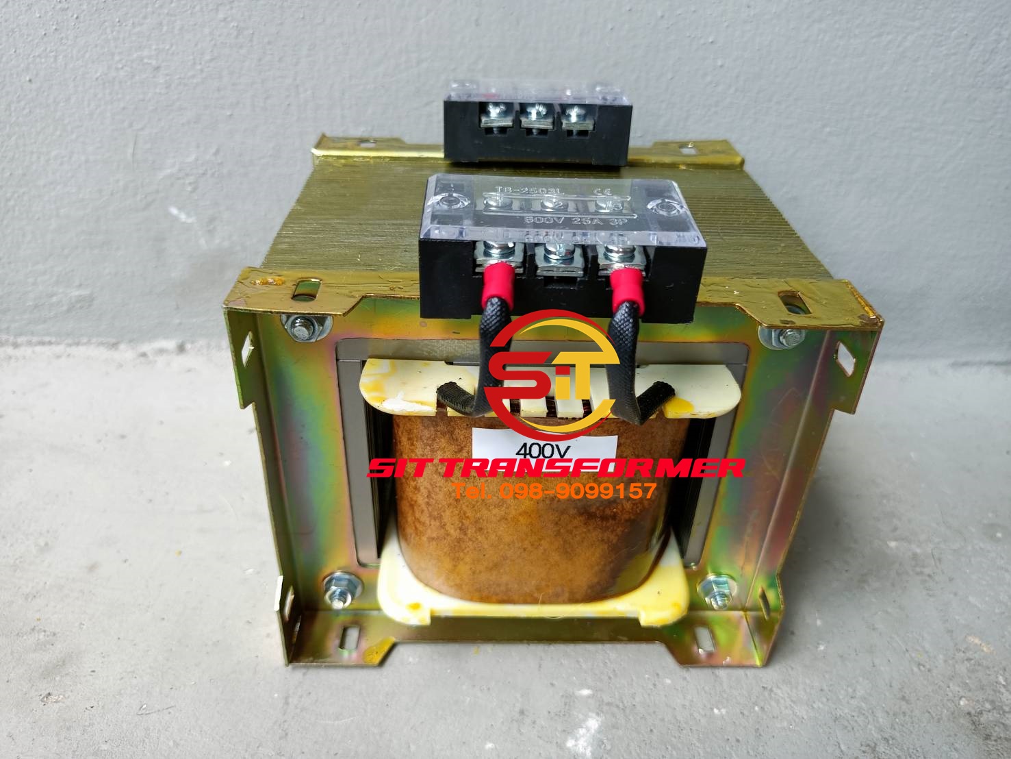 หม้อแปลงไฟฟ้า 400V / 220V 500VA