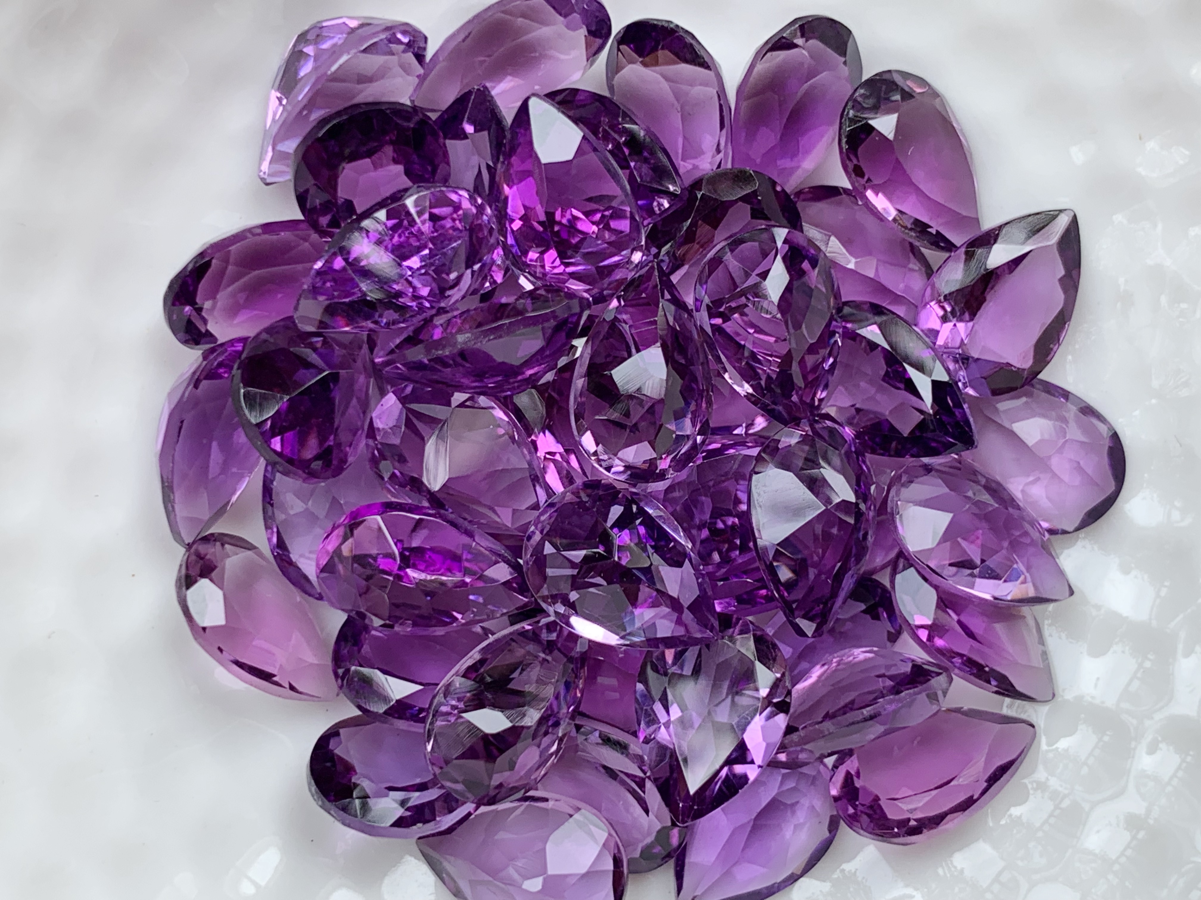 อเมทิสหยดน้ำ 10X7 มม. 1 เม็ด