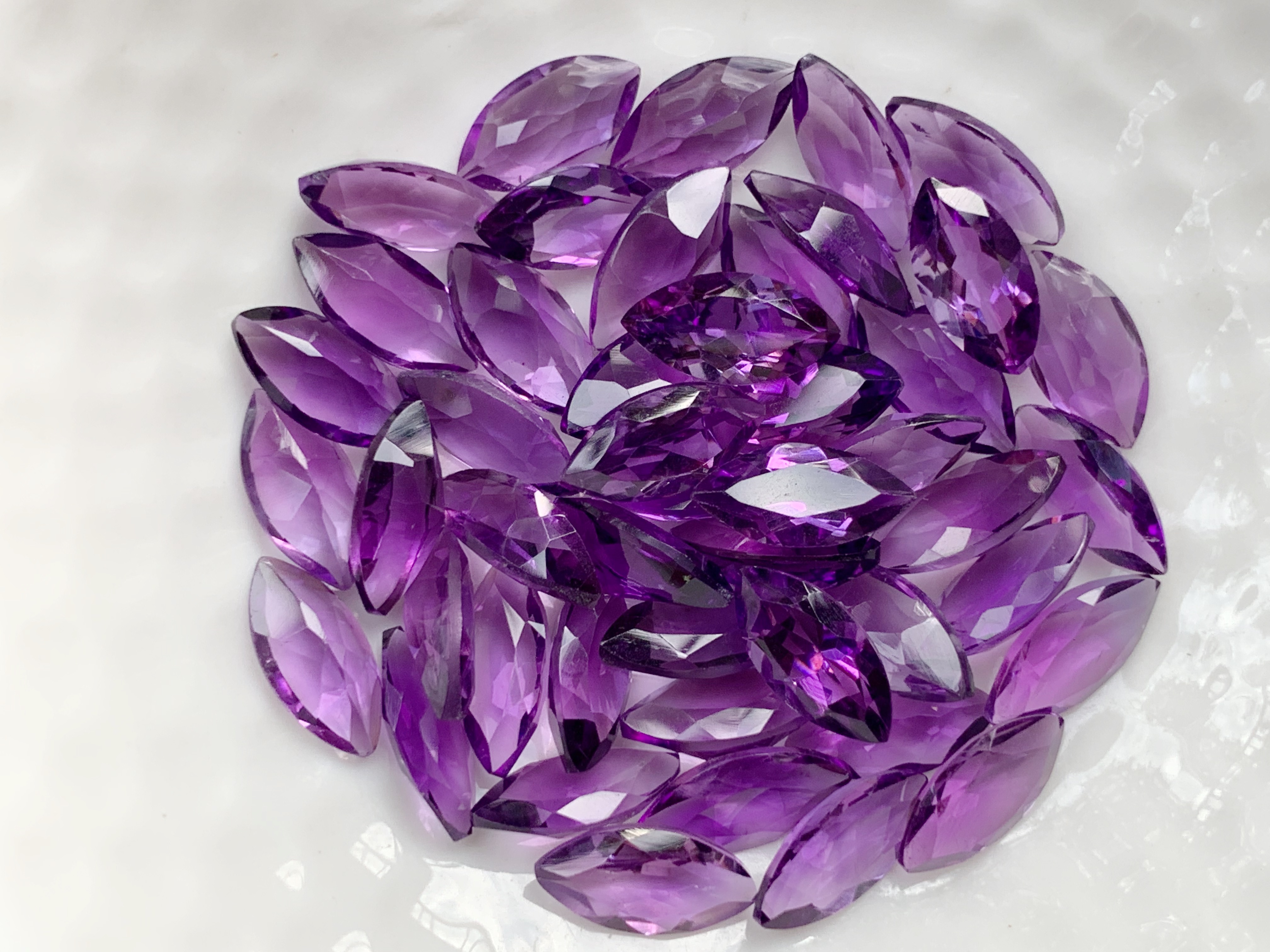 อเมทิสมาคี 10X5 มม. 5 กะรัต