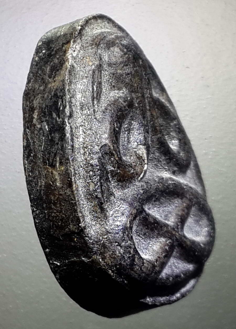 รหัสสินค้า พระปิดตา ทั่วไป 228 พระปิดตาเนื้อผงจุ่มรัก รุ่นสมโภชวัด 100 ปี วัดป่ากระพี้ จังหวัดอุตรดิตถ์