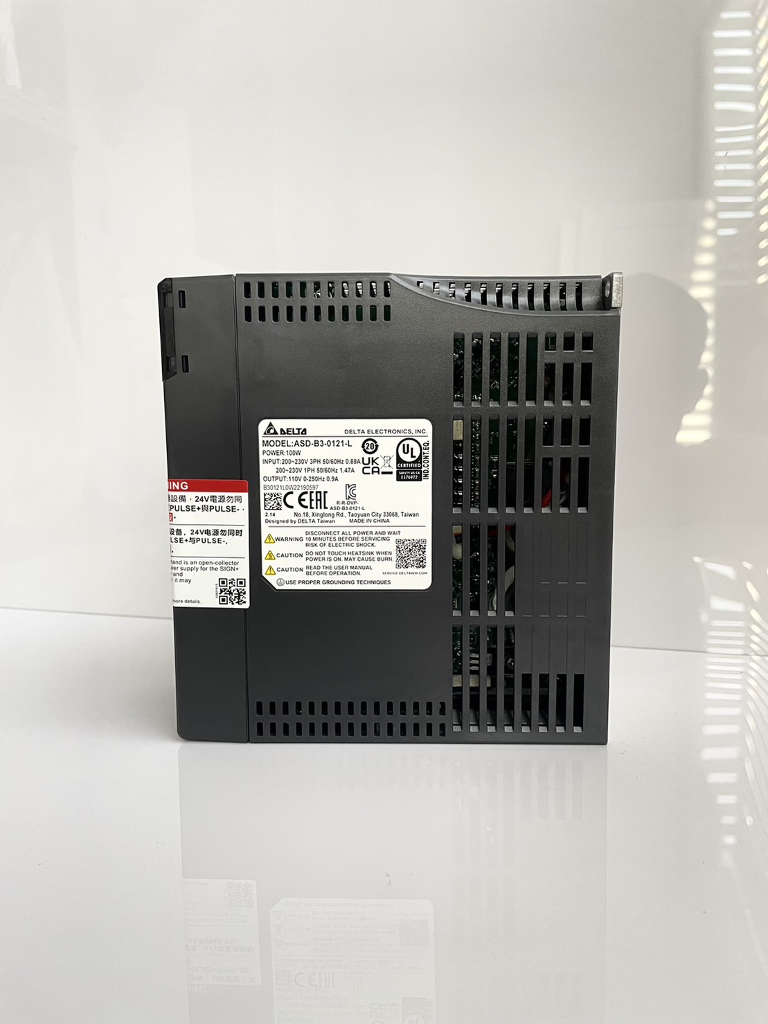 Delta Servo drive Model ASD-B3-0121-L 100W drive , 220V 3/1-Phase , close loop