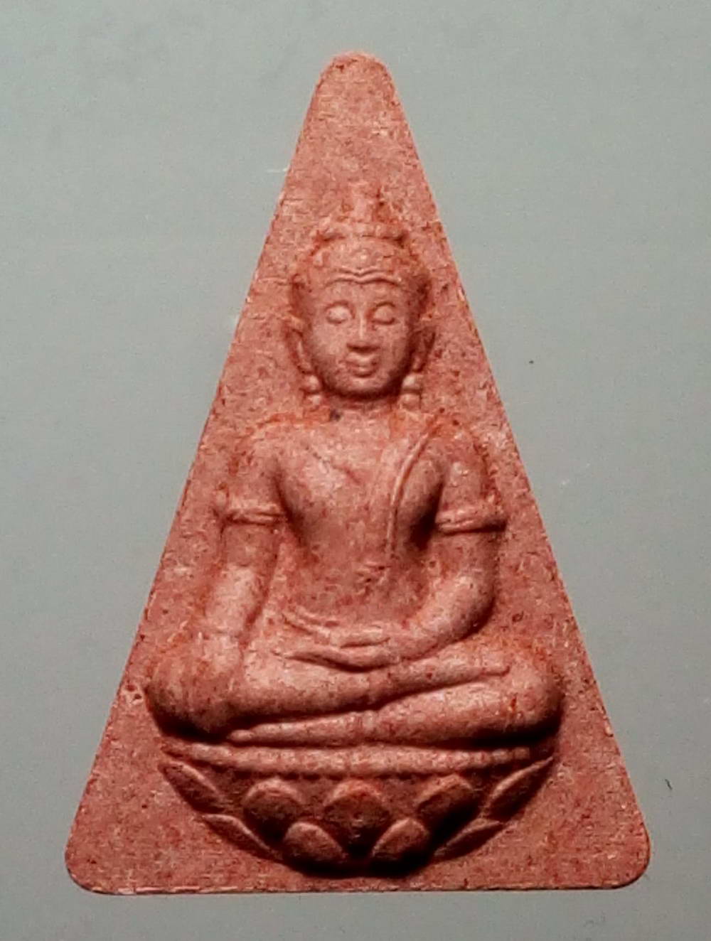 รหัสสินค้า กรุงเทพ 018 พระนางพญา สก.เนื้อผง สภาผู้แทนราษฎรจัดสร้างปี 2547