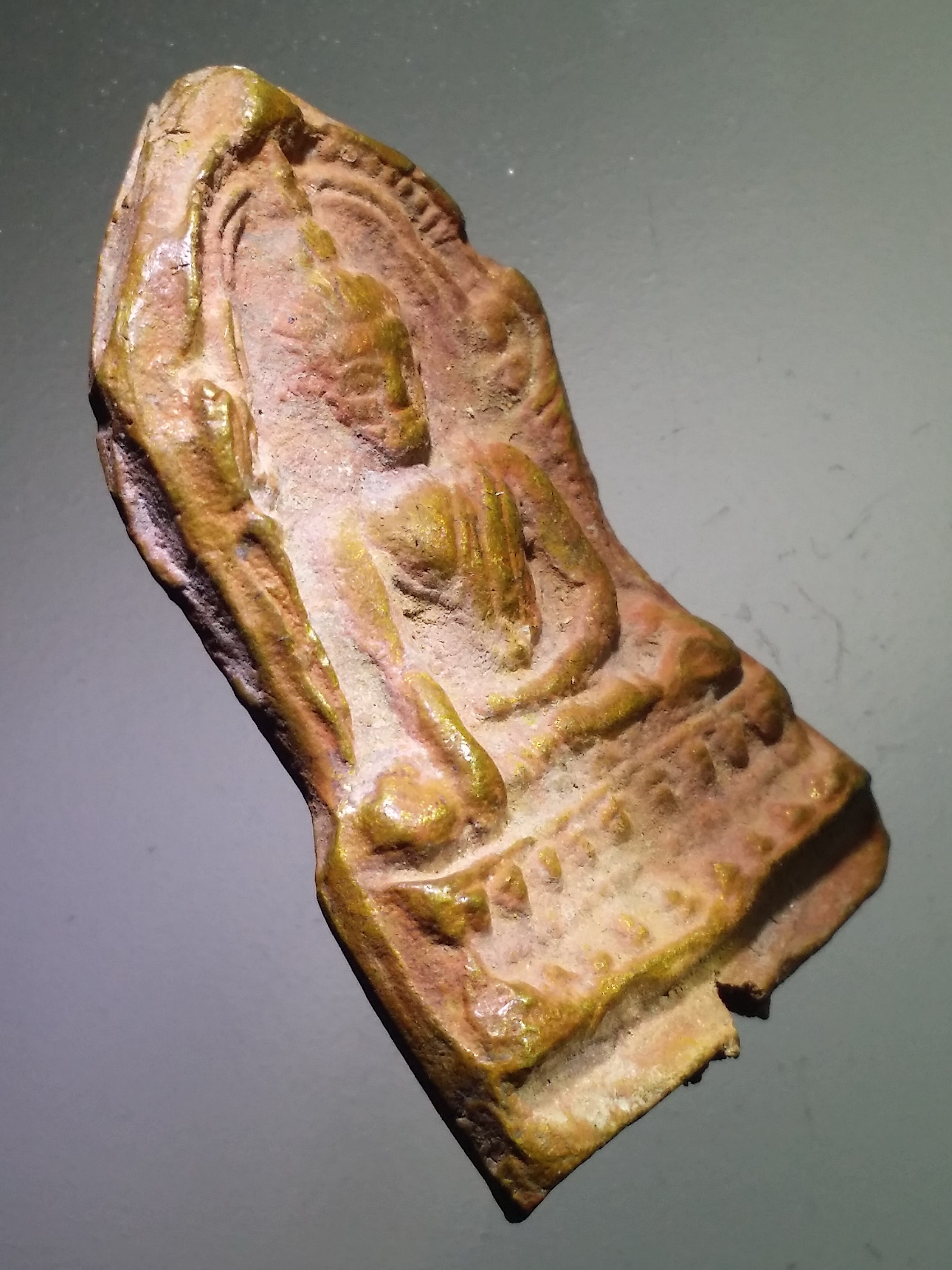 Antig LSD 008 พระพุทธชินราชใบเสมา กรุวัดหอกลอง จังหวัดพิษณุโลก เนื้อโลหะผสม พระรายการนี้ให้เช่าบูชาแล้ว