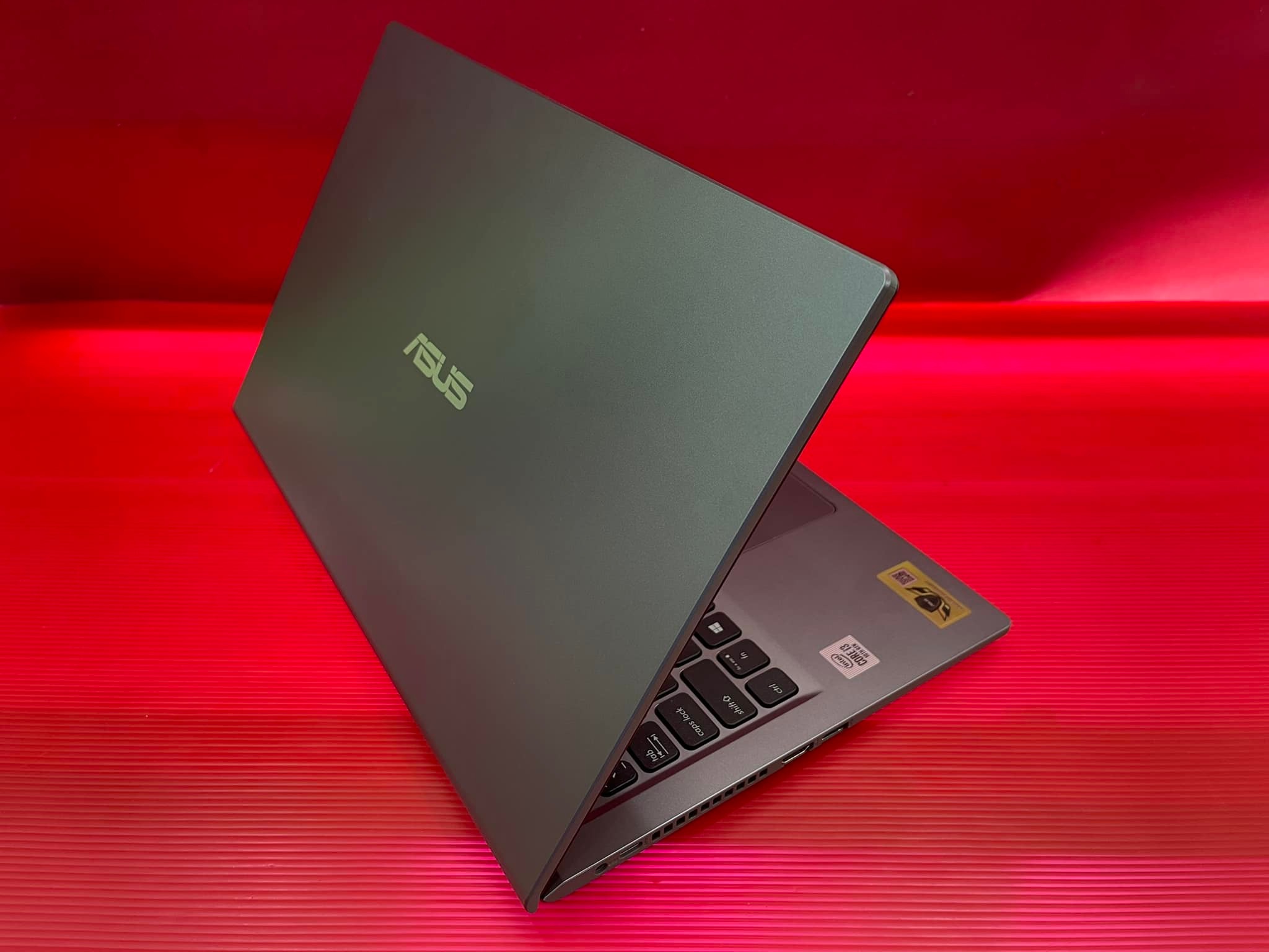 ( SOLD OUT ) Asus X515JA-EJ001T ประกันเหลือ