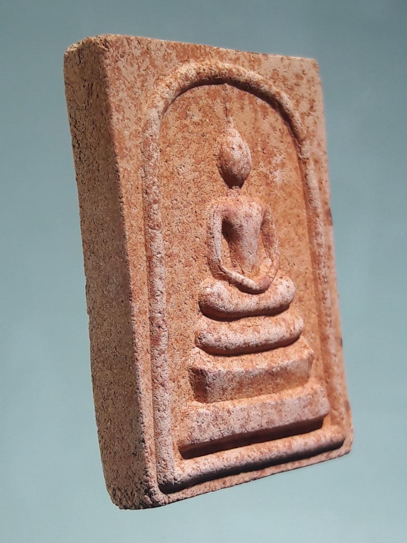 รหัสสินค้า พระมีกล่อง 356 พระสมเด็จดินพระธาตุศักดิ์สิทธิ์ วัดพระธาตุพนม อำเภอธาตุพนม จังหวัดนครพนม พระสวยกล่องเดิม