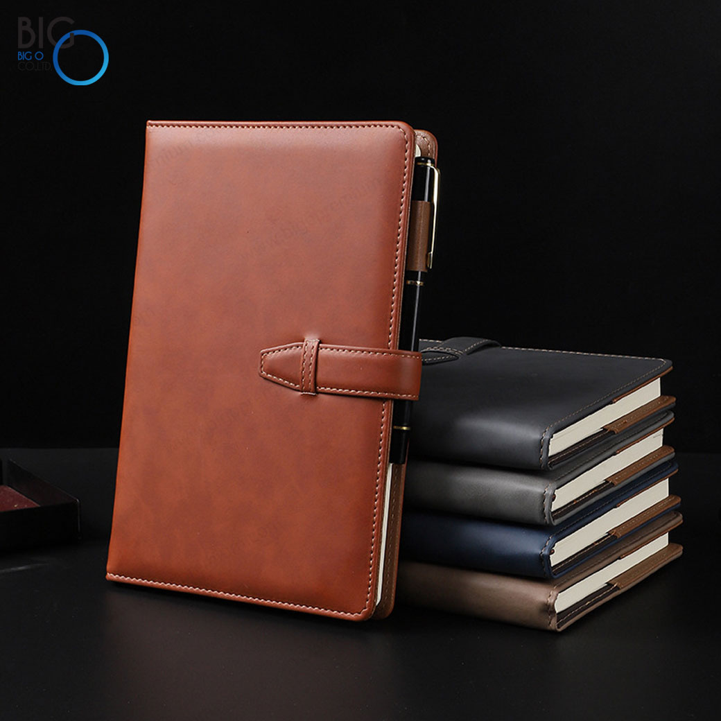 กิ๊ฟเซ็ทพรีเมี่ยม 2 ชิ้น สมุดโน๊ต A5 พร้อมปากกา