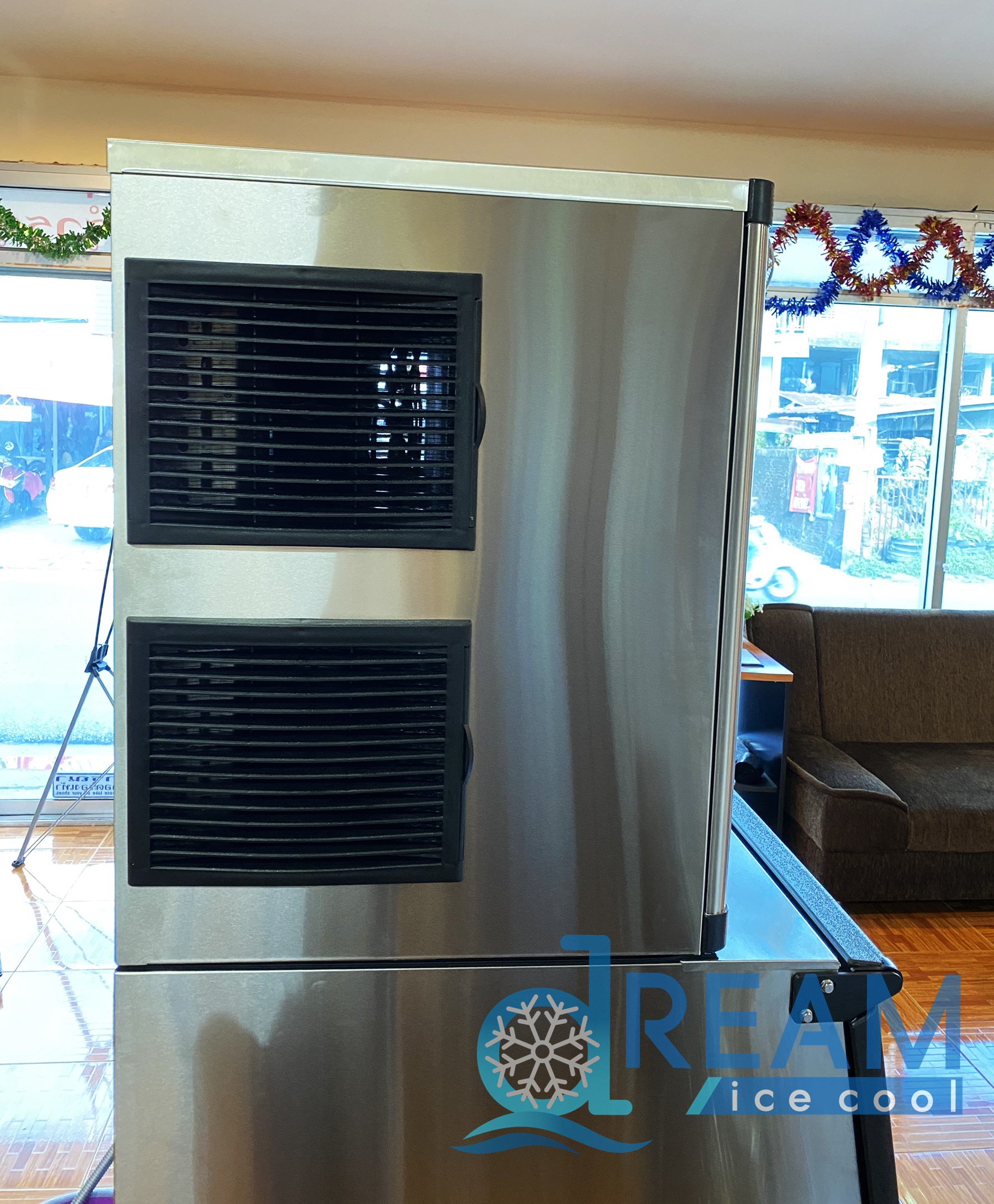 เครื่องทำน้ำเเข็ง อัตโนมัติ ขนาด 445–450 กิโลกรัม / วัน 24 ชั่วโมง