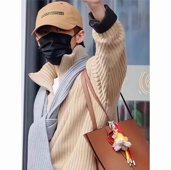 พวงกุญแจตุ๊กตากองไฟแบบ Tan Jianci ถานเจี้ยนซื่อ