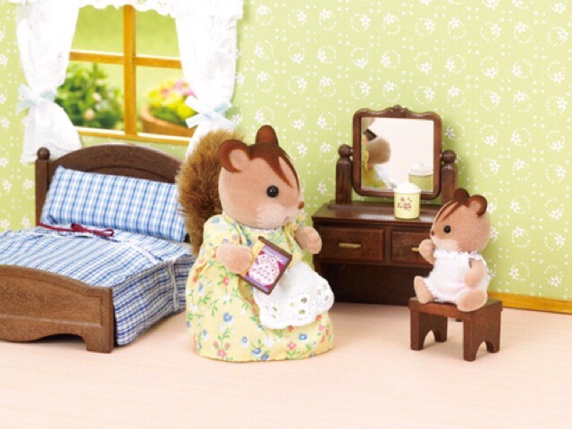 เฟอร์นิเจอร์ห้องนอนใหญ่สุดคลาสสิก ซิลวาเนียนแท้ Master Bedroom Set : Sylvanian Families